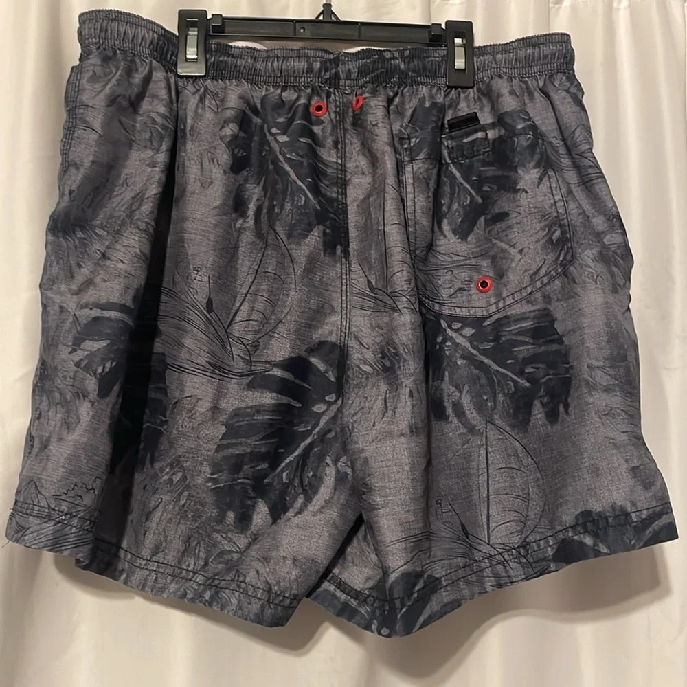 Speedo Swim Shorts xl Trunks Hawaiian Gray Red accents Great Condition mens - Picture 2 of 11